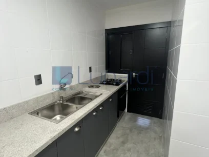 Foto Apartamento com 3 Dormitórios