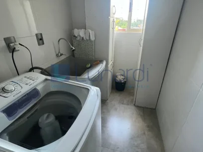 Foto Apartamento com 3 Dormitórios