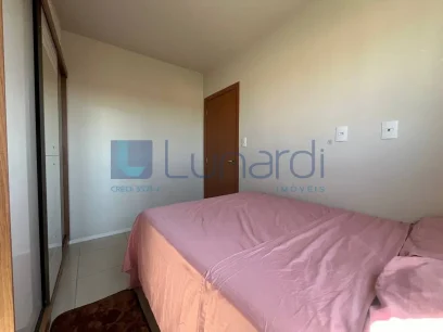 Foto Apartamento com 2 Dormitórios