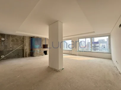 Foto Apartamento com 3 Suítes