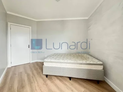 Foto Apartamento com 2 Dormitórios