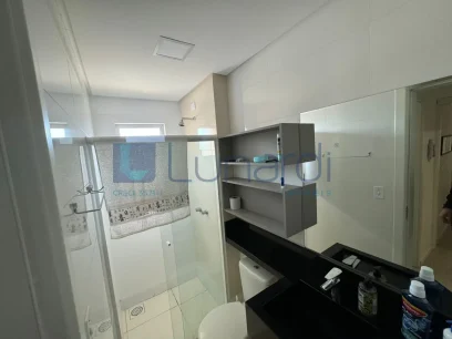 Foto Apartamento com 2 Dormitórios