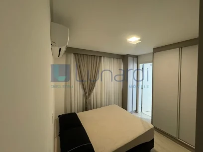 Foto Apartamento com 2 Dormitórios