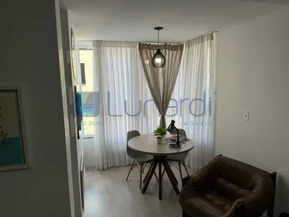 Foto Apartamento com 2 Dormitórios