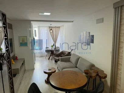 Foto Apartamento com 2 Dormitórios