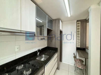 Foto Apartamento com 2 Dormitórios