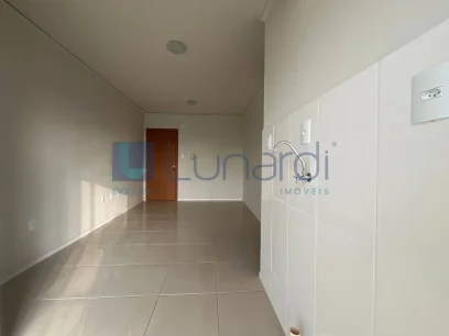 Foto Apartamento com 2 Dormitórios