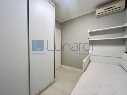 Foto Apartamento com 2 Dormitórios