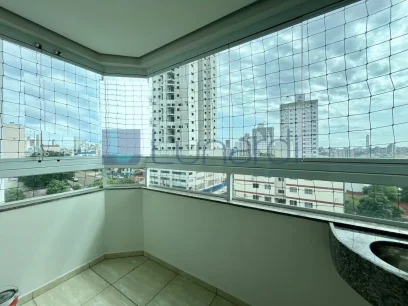 Foto Apartamento com 2 Dormitórios