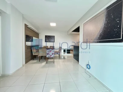 Foto Apartamento com 2 Dormitórios