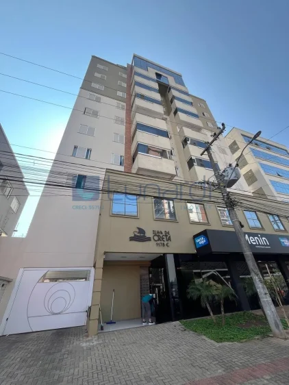 Apartamento com 3 Dormitórios