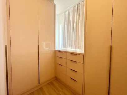 Foto Apartamento com 2 Dormitórios