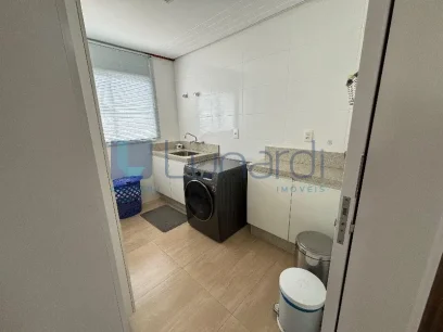 Foto Apartamento com 3 Dormitórios