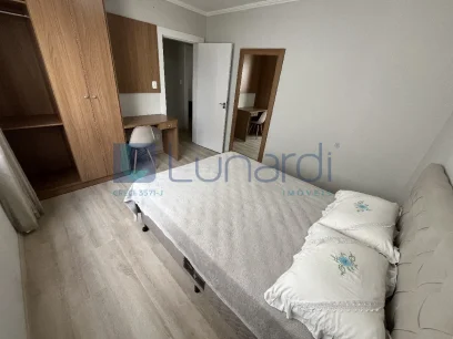 Foto Apartamento com 2 Dormitórios