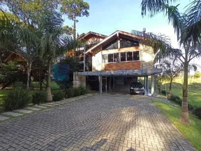 Foto Casa com 4 Dormitórios