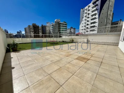 Foto Apartamento com 3 Suítes