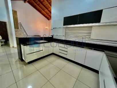 Foto Casa com 2 Dormitórios