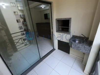 Foto Apartamento com 2 Dormitórios