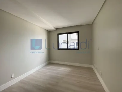 Foto Apartamento com 3 Dormitórios