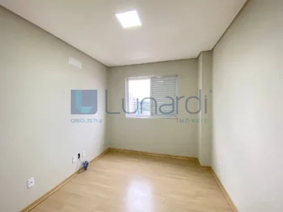 Foto Apartamento com 3 Suítes