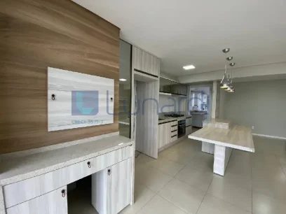 Foto Apartamento com 3 Suítes