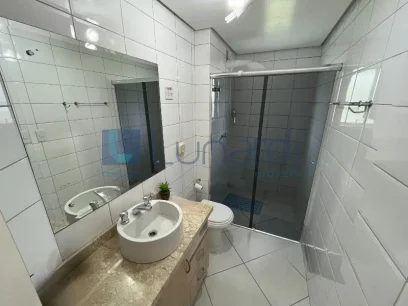 Foto Apartamento com 2 Dormitórios