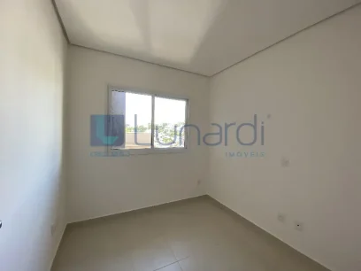 Foto Apartamento com 2 Dormitórios