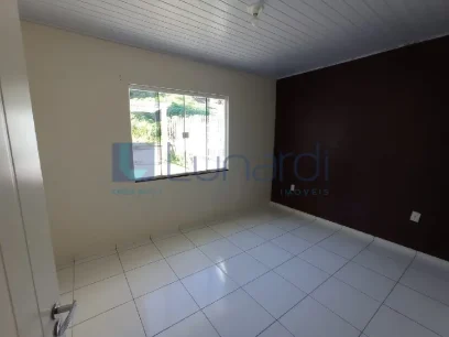 Foto Casa com 2 Dormitórios