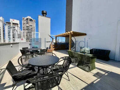 Foto Apartamento com 3 Suítes