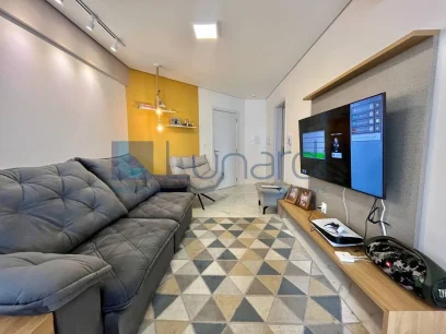 Foto Apartamento com 2 Dormitórios