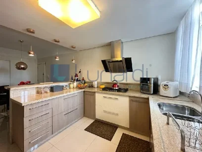 Foto Apartamento com 3 Dormitórios