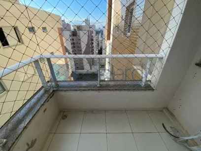 Foto Apartamento com 2 Dormitórios