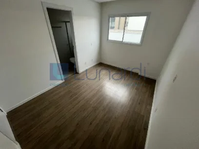 Foto Apartamento com 2 Suítes