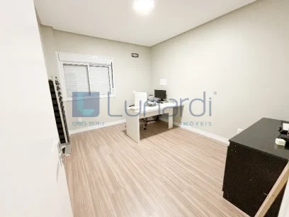 Foto Apartamento com 3 Dormitórios