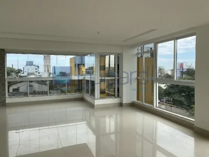 Foto Apartamento com 3 Suítes