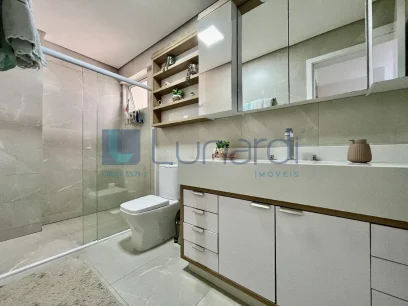 Foto Apartamento com 3 Suítes