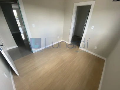 Foto Apartamento com 3 Suítes