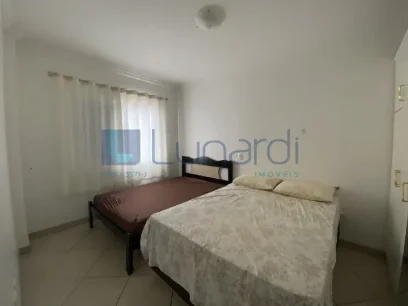 Foto Apartamento com 2 Dormitórios