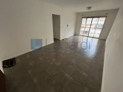 Foto Apartamento com 3 Dormitórios