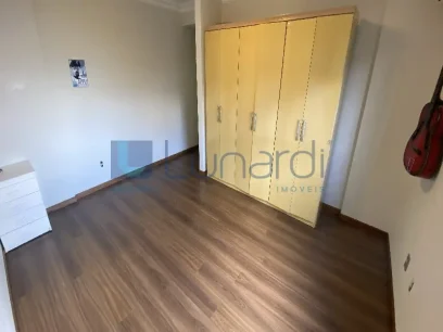 Foto Apartamento com 3 Dormitórios