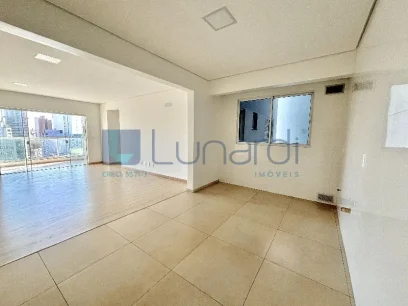 Foto Apartamento com 3 Dormitórios