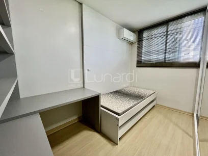 Foto Apartamento com 3 Dormitórios