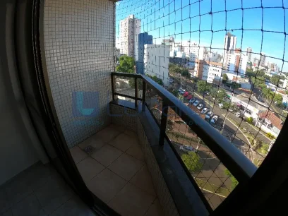 Foto Apartamento com 3 Dormitórios