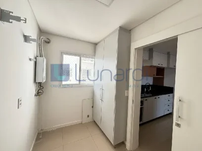 Foto Apartamento com 3 Dormitórios