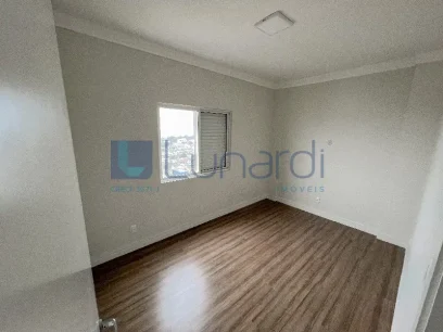 Foto Apartamento com 3 Dormitórios