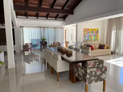 Foto Casa com 4 Suítes