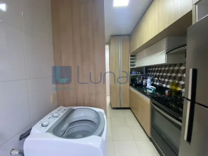 Foto Apartamento com 2 Dormitórios