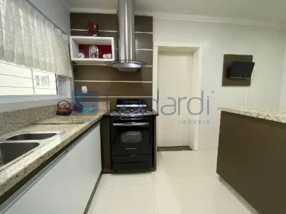 Foto Apartamento com 3 Dormitórios