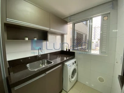 Foto Apartamento com 2 Dormitórios