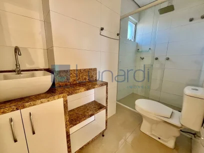 Foto Apartamento com 3 Dormitórios